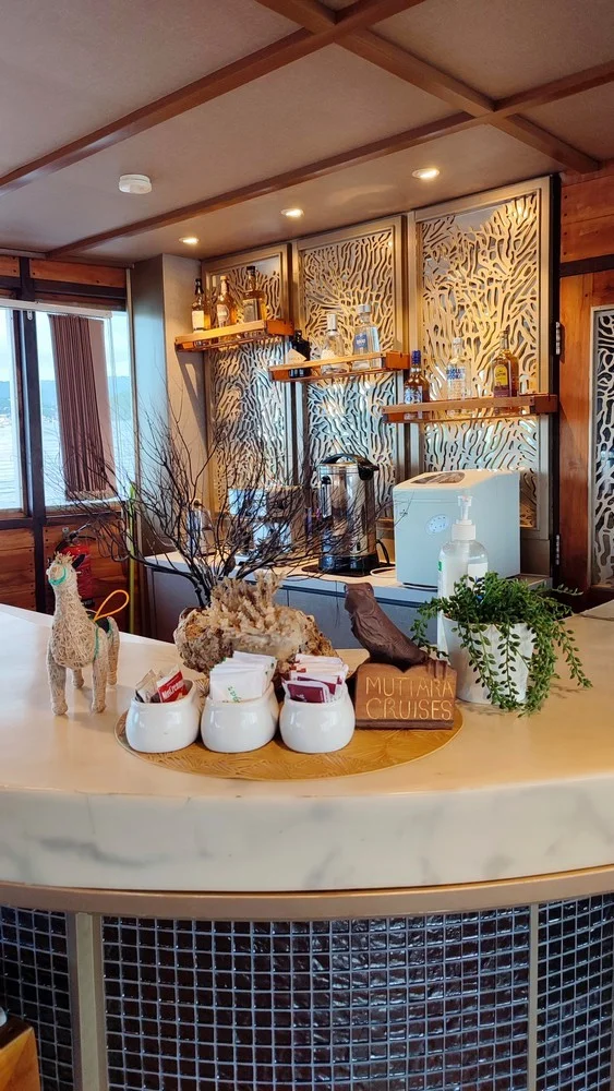 Mutiara Cruise - Luxury Phinisi Komodo Charter 2026